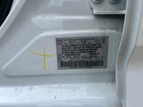 Used 2024 Nissan Sentra SV FWD image 24
