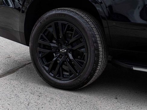 Used 2022 Chevrolet Tahoe LT w/ Luxury Package image 10