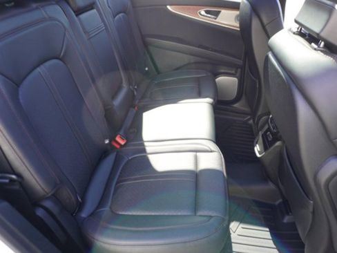 Used 2019 Lincoln Nautilus Black Label image 19