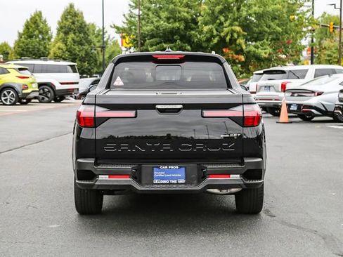 Certified 2024 Hyundai Santa Cruz Limited image 8