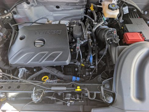 New 2026 Chevrolet TrailBlazer ACTIV w/ Driver Confidence Package AWD/4WD image 4