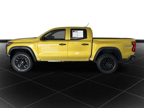 Used 2023 Chevrolet Colorado Trail Boss w/ Technology Package AWD/4WD image 2