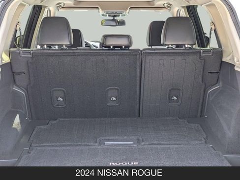 Used 2024 Nissan Rogue SL w/ SL Premium Package FWD image 25