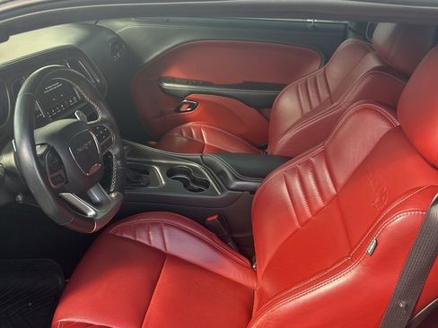 Used 2021 Dodge Challenger SRT Hellcat Redeye image 10