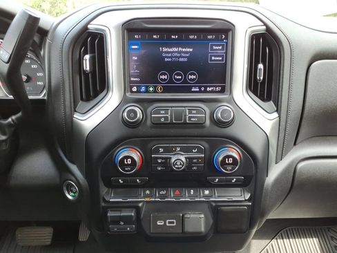 Used 2021 Chevrolet Silverado 1500 LT AWD/4WD image 24