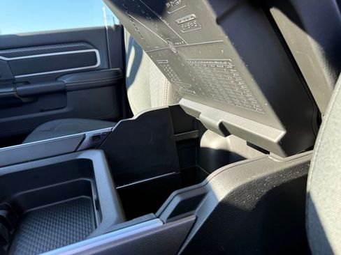 New 2026 RAM 2500 Big Horn AWD/4WD image 16