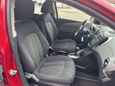 Used 2014 Chevrolet Sonic LT FWD image 26