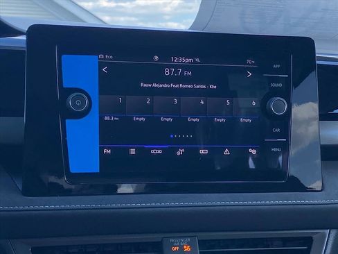 New 2026 Volkswagen Taos SE AWD/4WD image 4