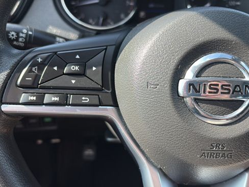 Used 2022 Nissan Rogue Sport S AWD/4WD image 9