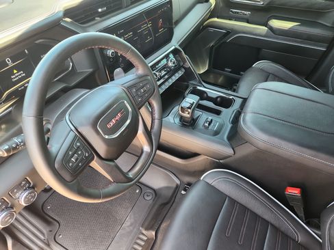 Used 2025 GMC Sierra 1500 AT4X AWD/4WD image 13