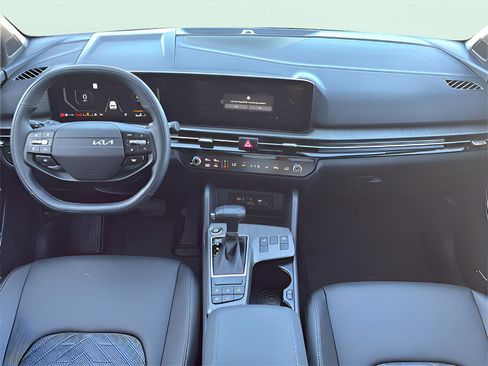 New 2026 Kia Sportage X-Line w/ X-Line Technology Package image 18