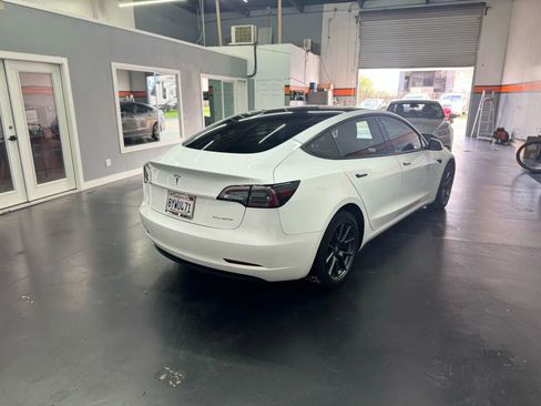 Used 2021 Tesla Model 3 Long Range image 8