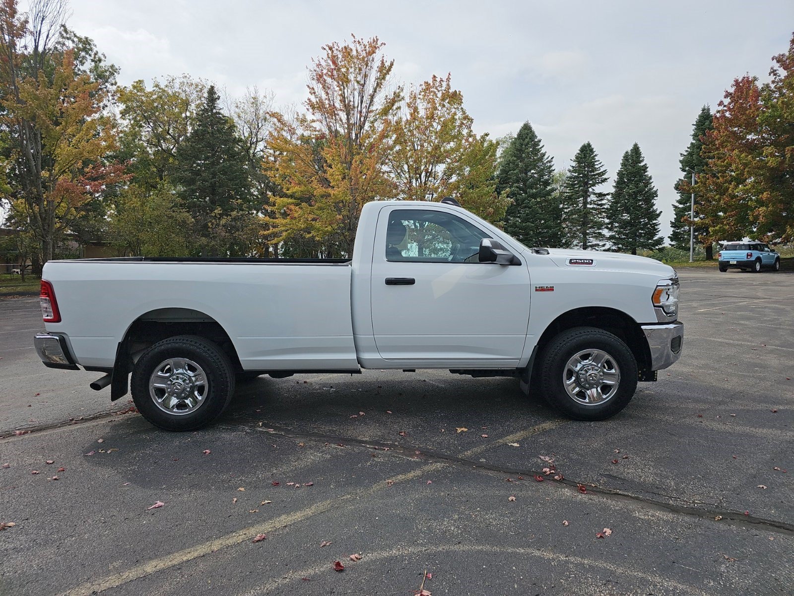 Used 2022 RAM 2500 Tradesman AWD/4WD image 7