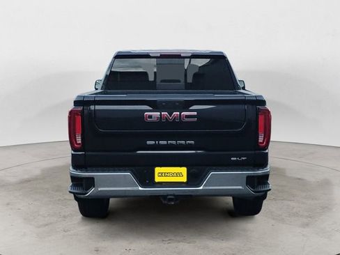 Used 2022 GMC Sierra 1500 SLT w/ SLT Convenience Package image 4