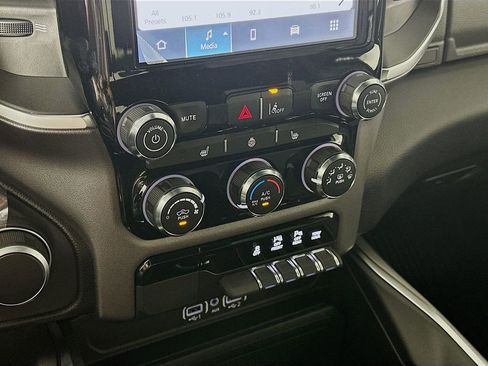 New 2025 RAM 1500 Big Horn image 15