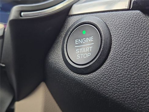 Used 2021 Ford Escape Titanium AWD/4WD image 6