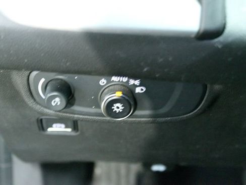 Used 2021 GMC Terrain SLE w/ Driver Convenience Package AWD/4WD image 14