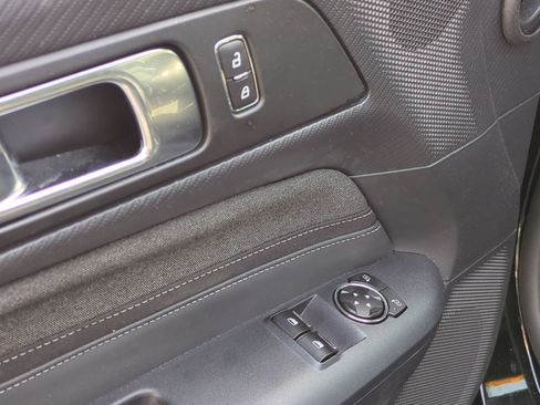 Used 2024 Ford Mustang Coupe image 15