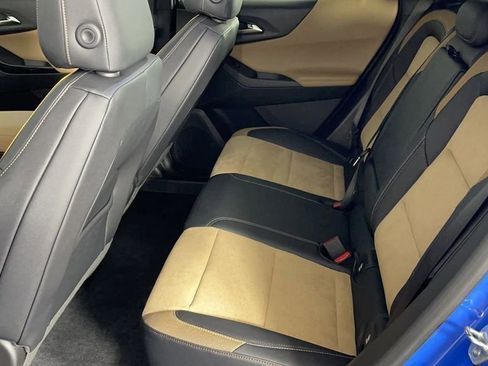 New 2025 Chevrolet Equinox ACTIV image 13