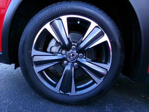 Used 2021 Lexus UX 250h w/ Premium Package image 28