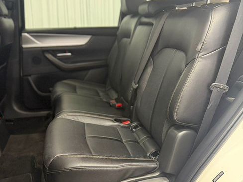 Used 2024 MAZDA CX-90 Plug-In Hybrid w/ Preferred AWD/4WD image 17