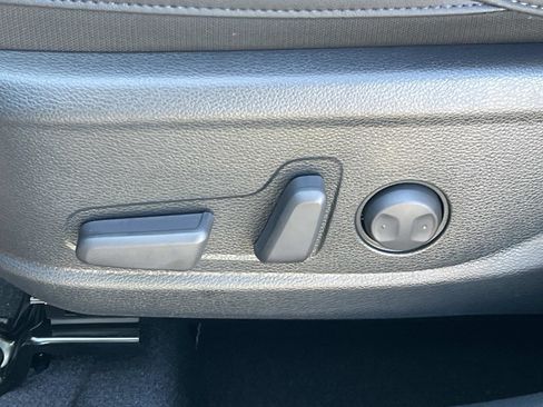 New 2026 Kia Seltos EX image 23