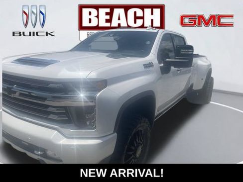 Used 2022 Chevrolet Silverado 3500 High Country AWD/4WD image 1
