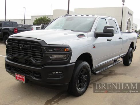 Used 2026 RAM 2500 Tradesman AWD/4WD image 8