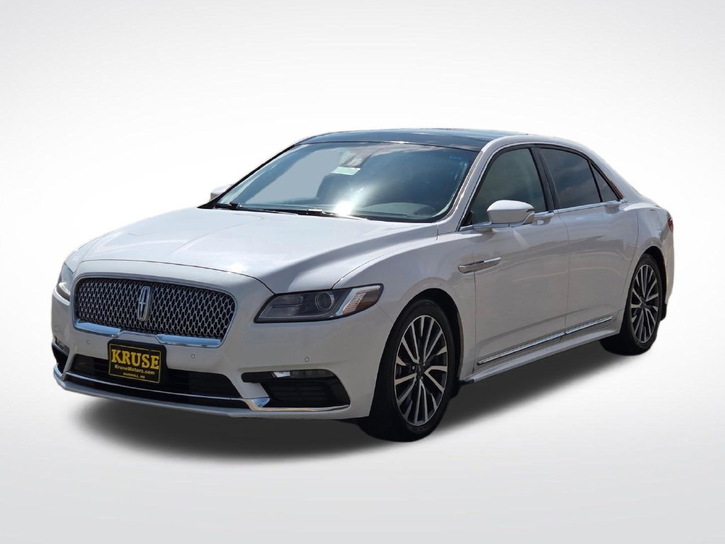 Used 2019 Lincoln Continental Select w/ Continental Climate Package AWD/4WD image 9