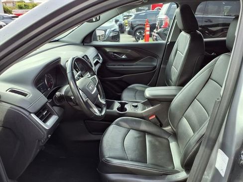 Used 2024 GMC Terrain SLT image 13