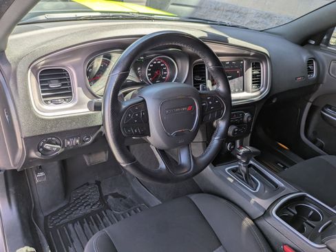 Used 2022 Dodge Charger Scat Pack RWD image 11