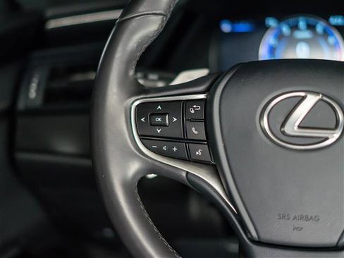 Used 2022 Lexus ES 350 w/ Accessory Package image 17