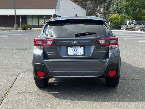 Used 2021 Subaru Crosstrek 2.0i Premium w/ Moonroof Package image 6