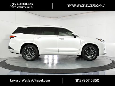 New 2026 Lexus TX 350 AWD image 2