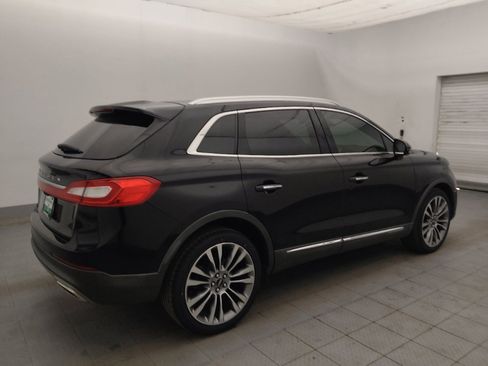 Used 2017 Lincoln MKX Reserve w/ Lincoln MKX Climate Package FWD image 10