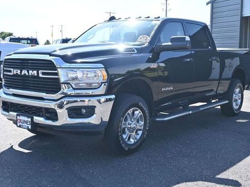 Used 2020 RAM 2500 Big Horn w/ Level 2 Equipment Group AWD/4WD image 11