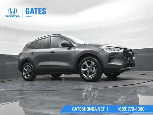 Used 2025 Ford Escape ST-Line AWD/4WD image 39