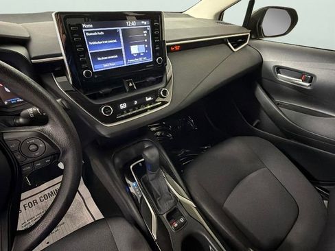 Used 2021 Toyota Corolla LE FWD image 19