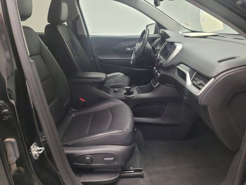 Used 2024 GMC Terrain SLT image 21