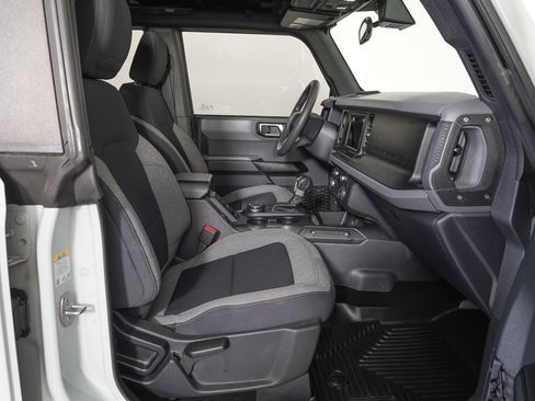 Used 2023 Ford Bronco 4-Door image 9