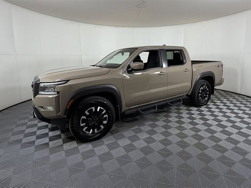 Used 2023 Nissan Frontier Pro-X w/ Technology Package image 2