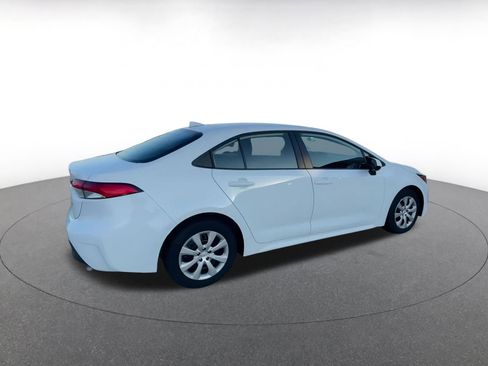 Used 2025 Toyota Corolla LE image 15