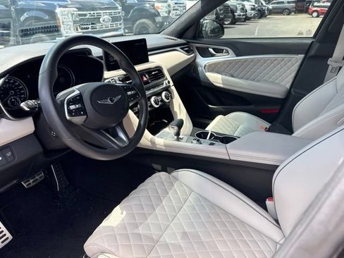 Used 2023 Genesis G70 3.3T w/ Sport Prestige Package RWD image 7