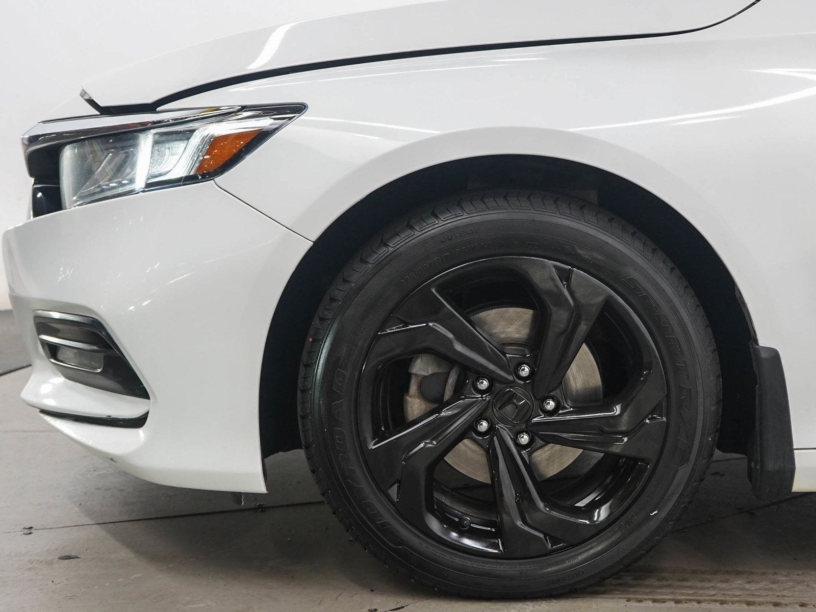 Used 2019 Honda Accord EX-L image 28