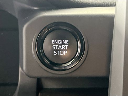 Used 2024 Toyota Tacoma SR5 w/ SR5 Upgrade Package image 24