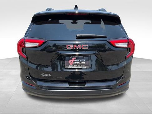 Used 2023 GMC Terrain SLE w/ Driver Convenience Package FWD image 6