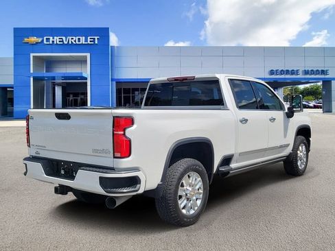 Certified 2025 Chevrolet Silverado 2500 High Country w/ Technology Package AWD/4WD image 4