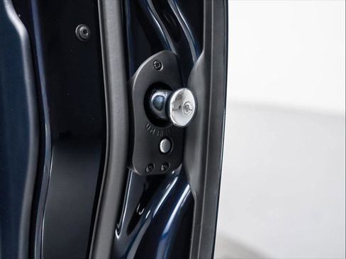 Used 2020 Rolls-Royce Cullinan image 29