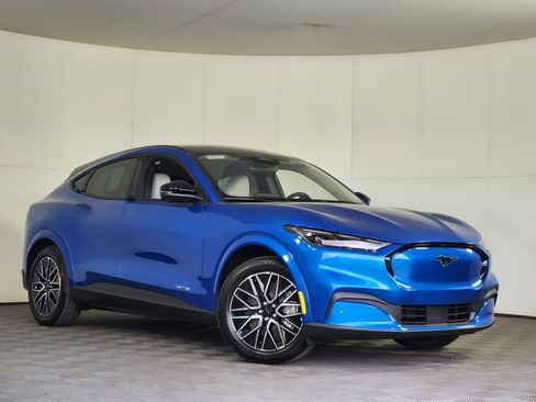 New 2026 Ford Mustang Mach-E Premium image 1