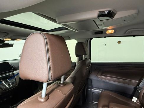 Used 2025 Honda Odyssey Touring image 37
